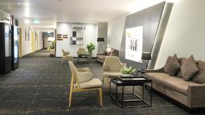 7 days premium jatinegera