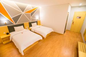 7 days premium jatinegera