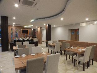 front one hotel airport solo