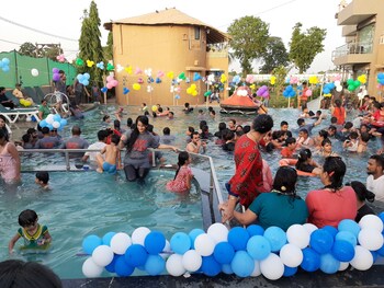 Hotel Natraj & Resort,Gandhinagar,3 star