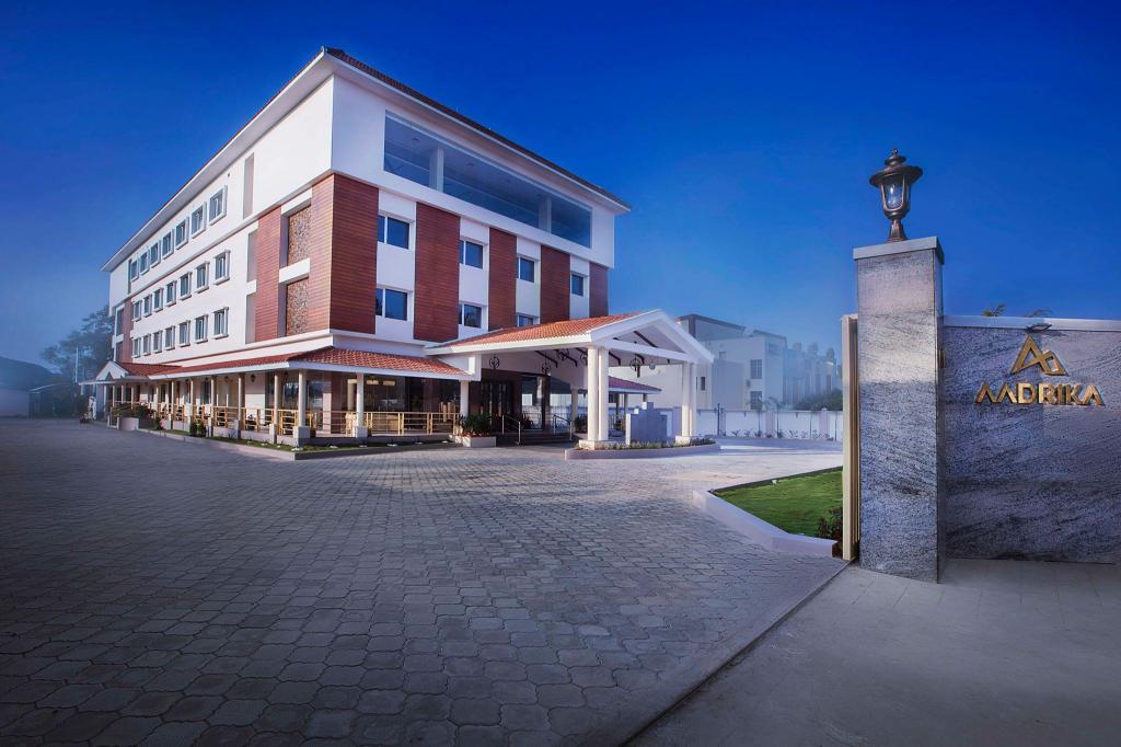 hotel aadrika