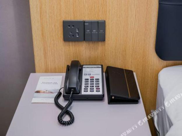 home inn selected shanghai pudong airport free trading area