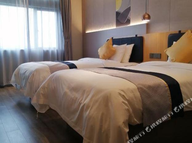home inn selected shanghai pudong airport free trading area