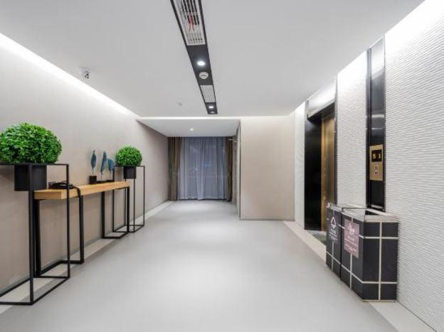 home inn selected shanghai pudong airport free trading area