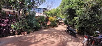 Girichintan Bunglow,,3 star