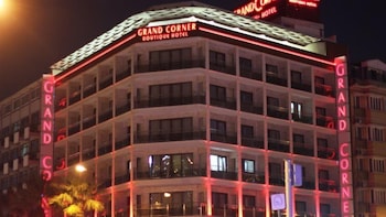 grand corner hotel boutique class