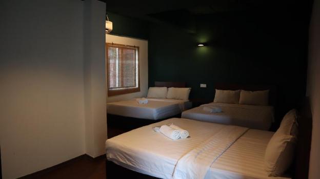 room v at kluang parade