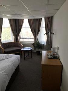 carlton court hotel eastbourne