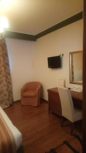 hotel pelasgos