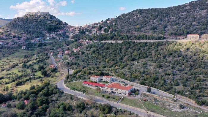 hotel pelasgos