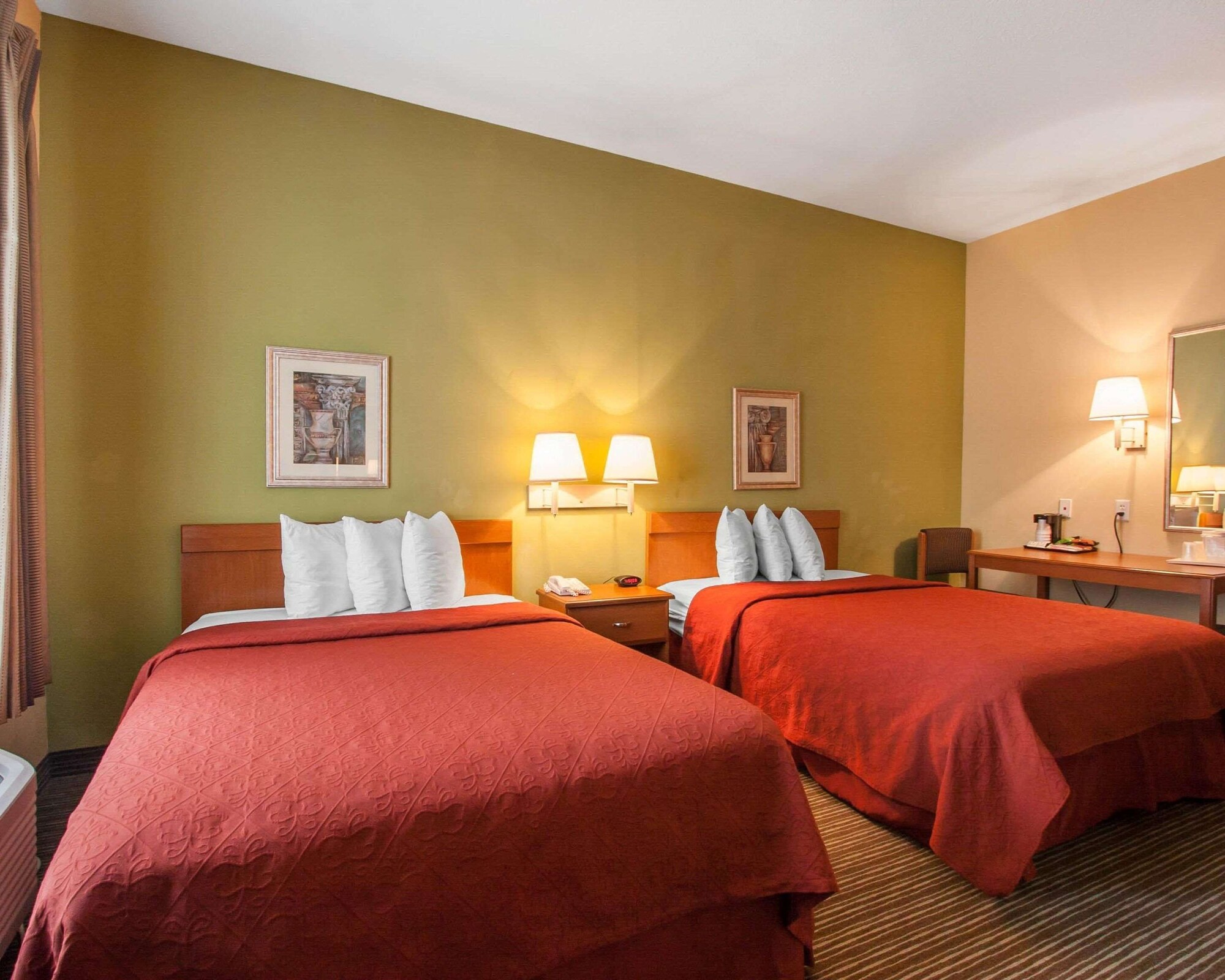 quality inn joplin i 44