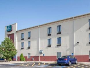 quality inn joplin i 44