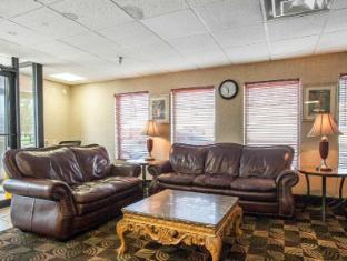 quality inn joplin i 44