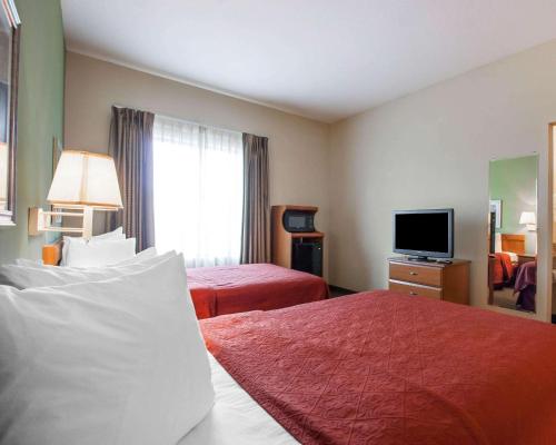 quality inn joplin i 44