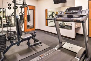 quality inn joplin i 44