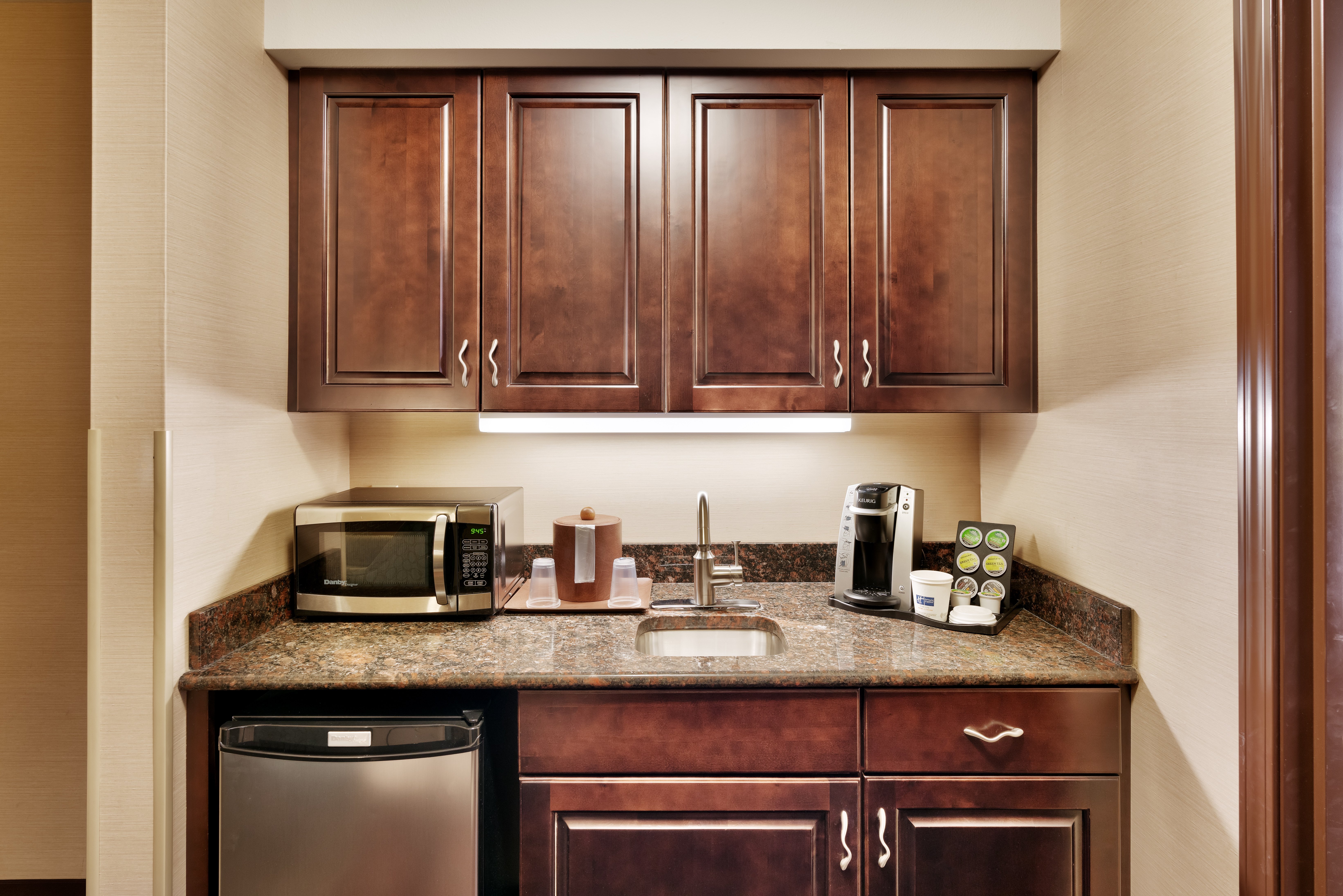 holiday inn express hotel and suites butte by ihg