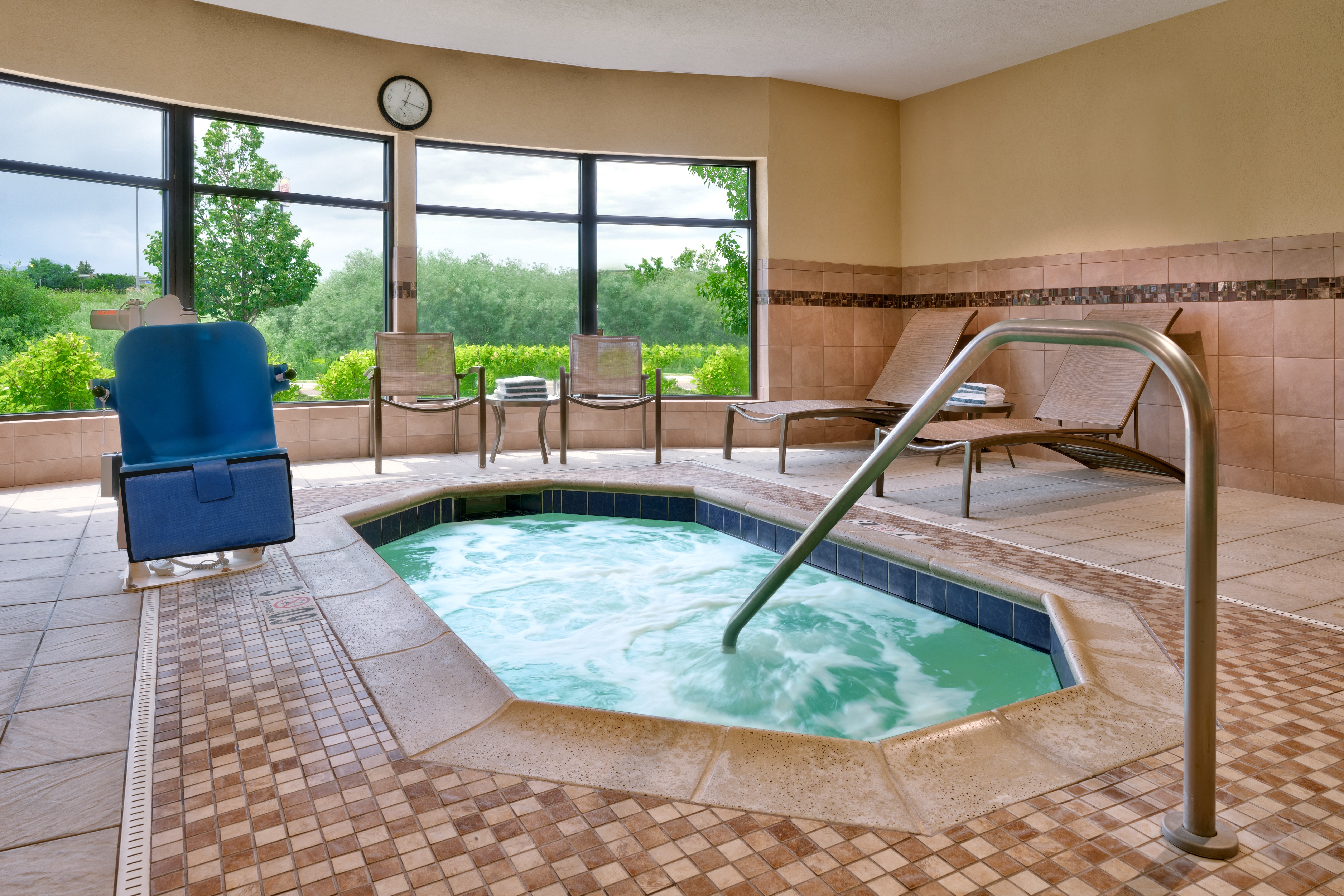 holiday inn express hotel and suites butte by ihg