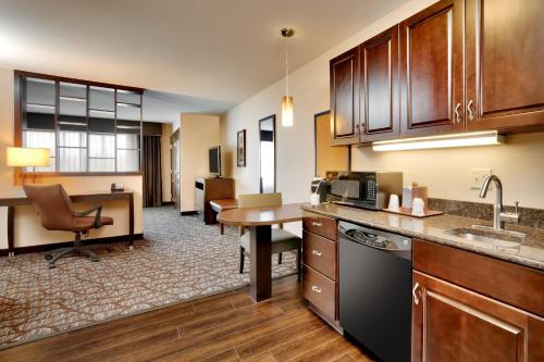 holiday inn express hotel and suites butte by ihg