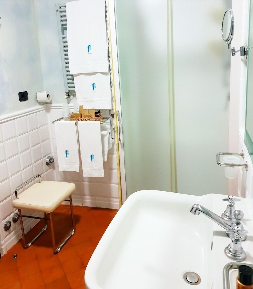 la cantina hotel residence