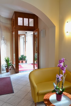 hotel cavour asti