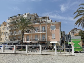 albium hotel sul mare
