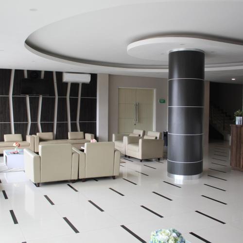 emerald hotel