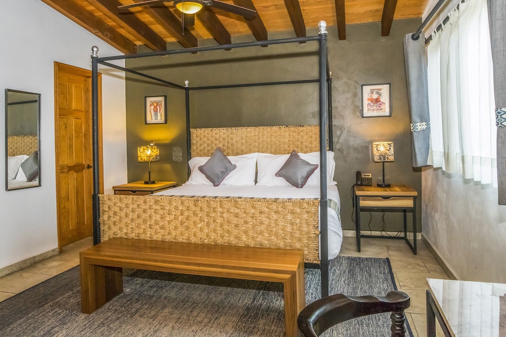 hotel amate del rio