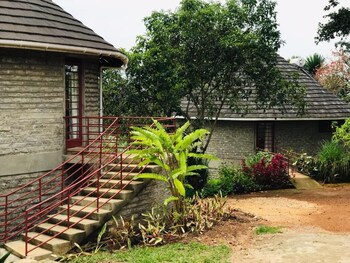 koi koi cultural village hotel