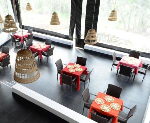 koi koi cultural village hotel