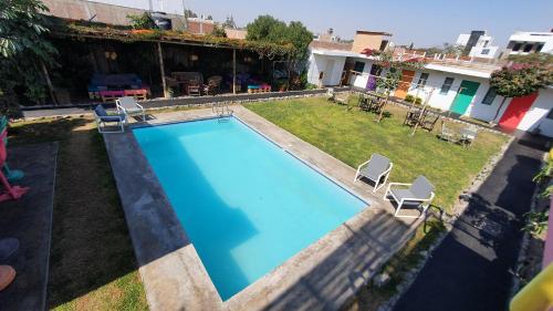 the upcycled hostel huacachina