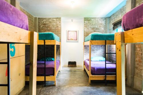 the upcycled hostel huacachina