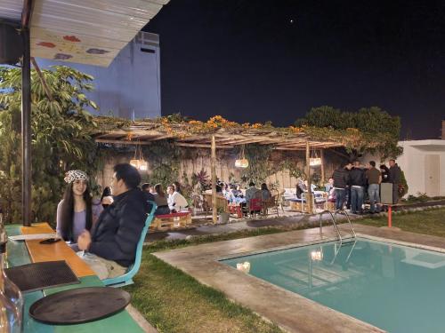 the upcycled hostel huacachina