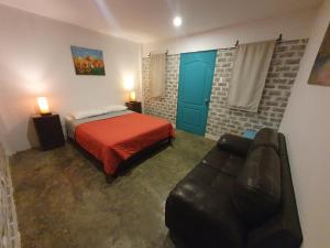 the upcycled hostel huacachina