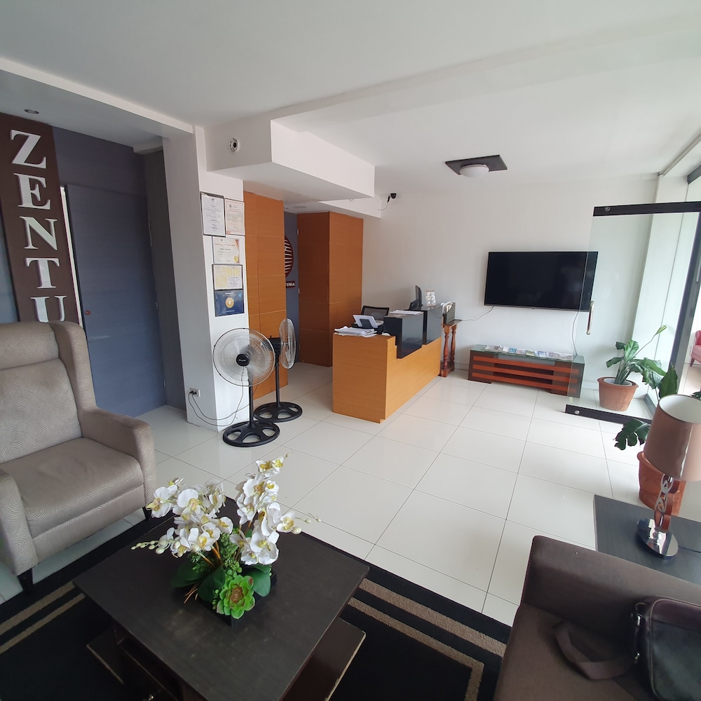 hotel zenturia