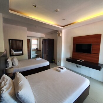 hotel zenturia