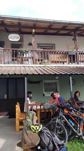 kitka hostel vratnica