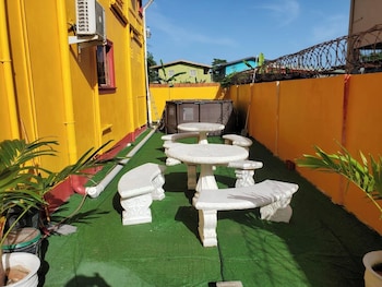 studio 27 inn