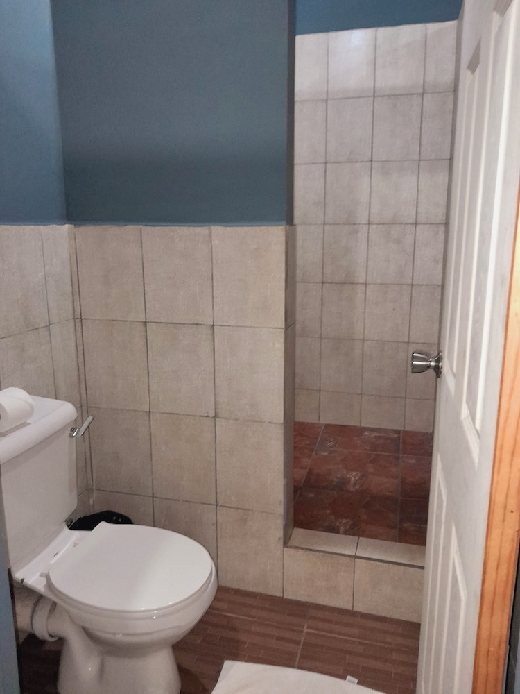 studio 27 inn