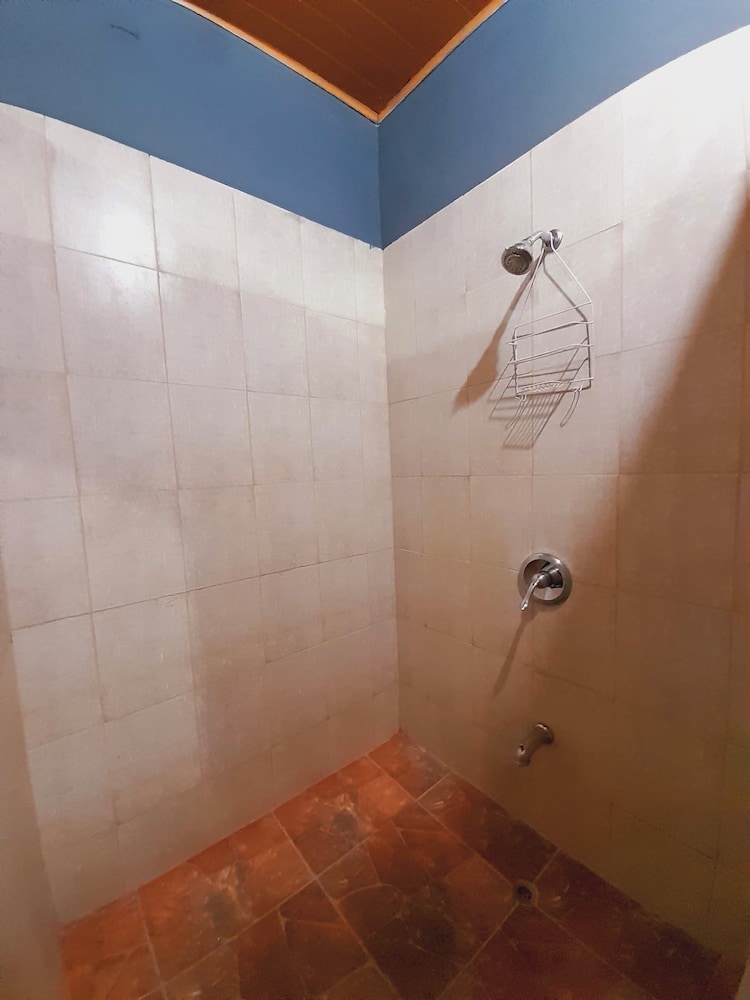 studio 27 inn