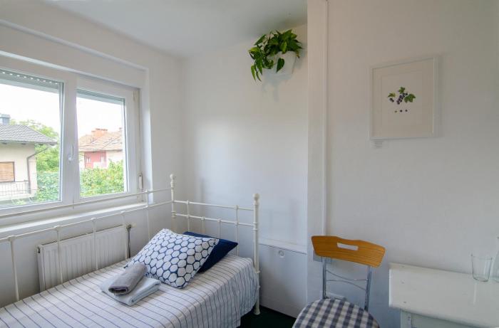 family guesthouse greenslo