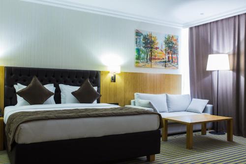 aidana plaza hotel