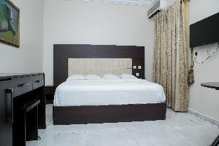 meritz hotels and suites