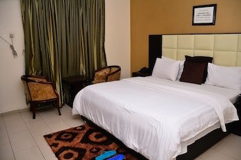 green suites villa