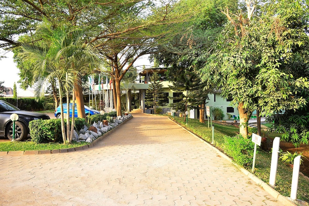 green suites villa