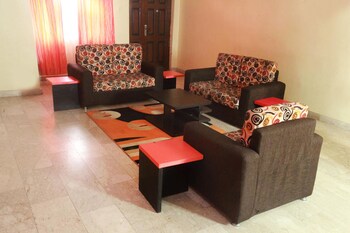 carleton hotel and suites