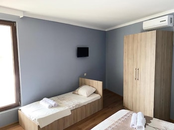 hotel charli