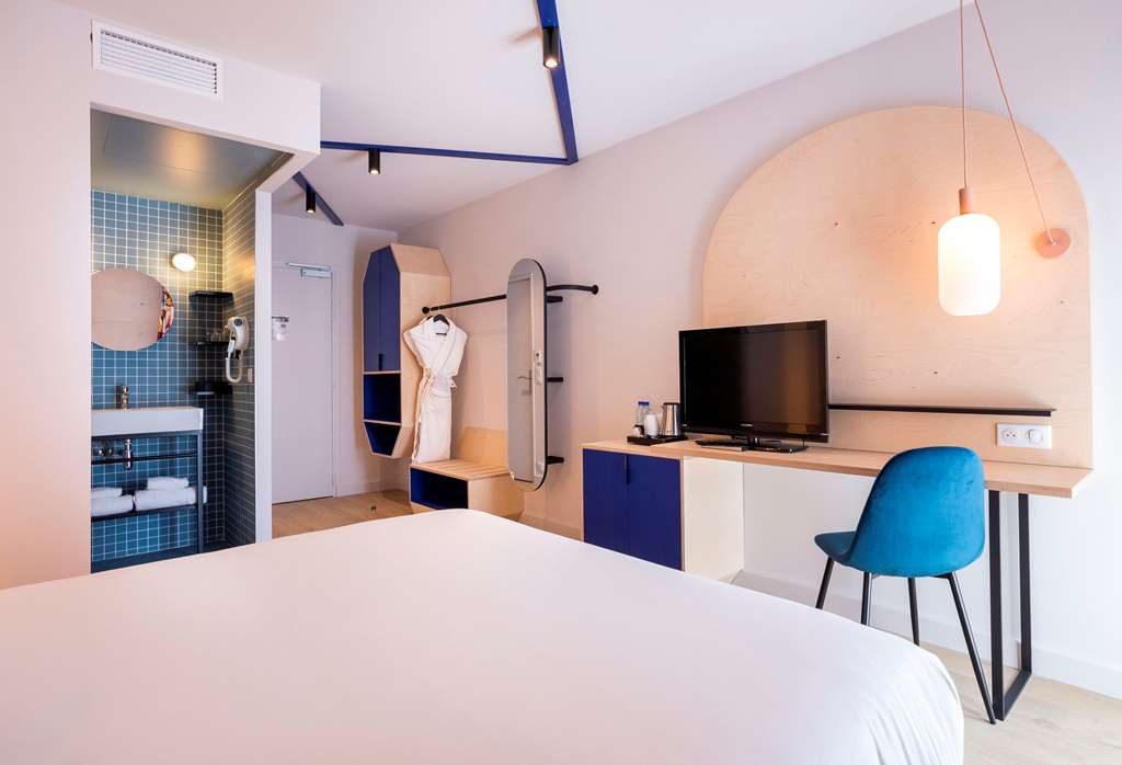 urban hotel