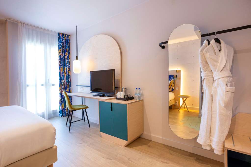 urban hotel