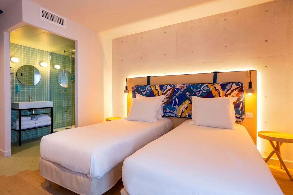 urban hotel
