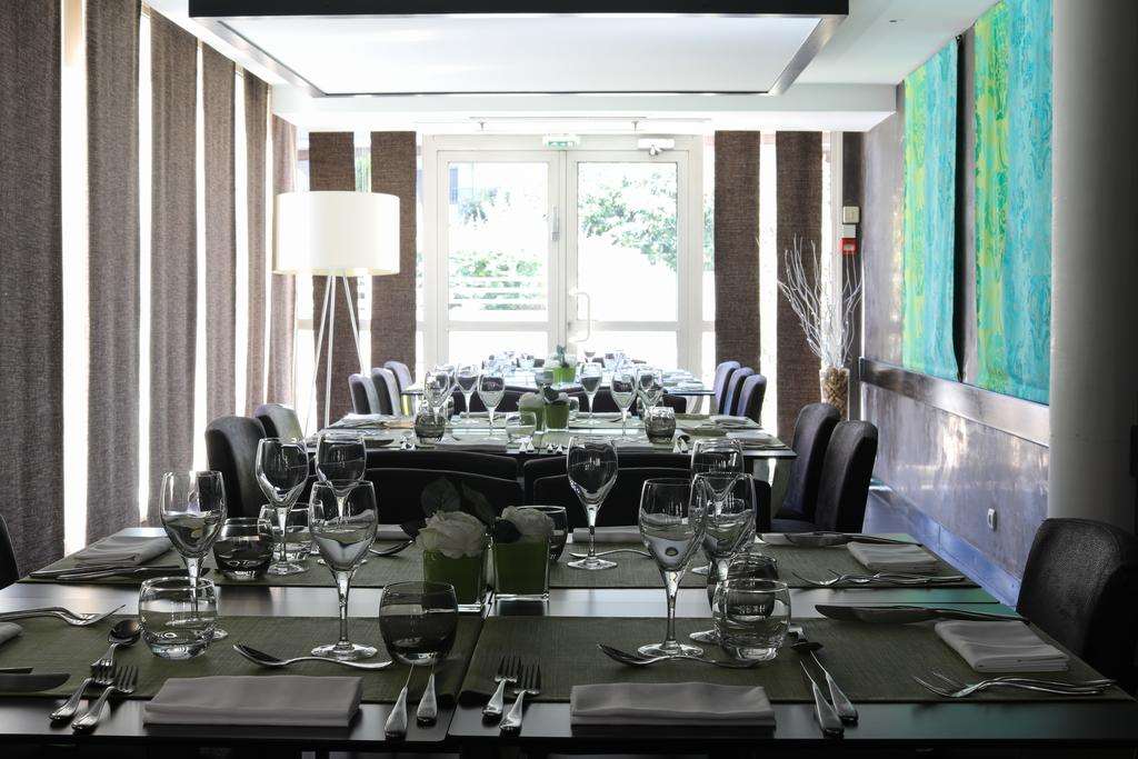 urban hotel